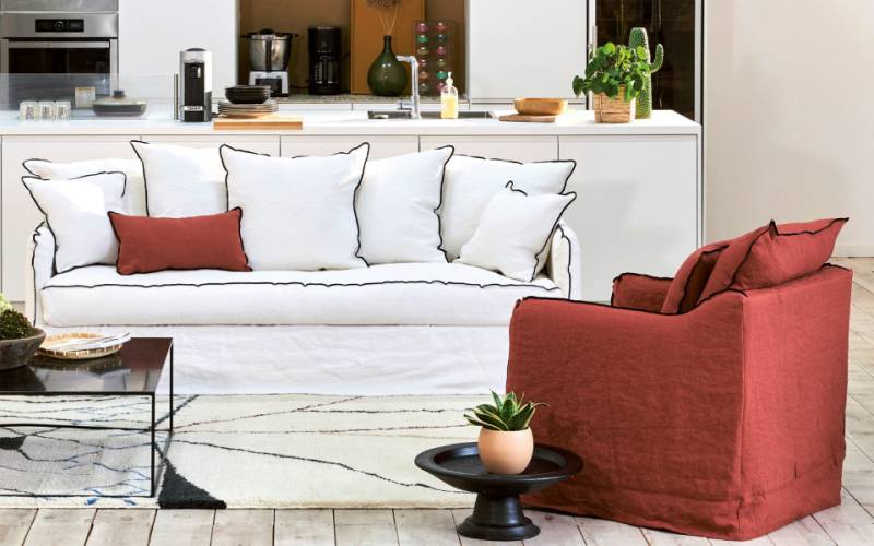 canapé en lin blanc déhoussable haut de gamme 3 places sur Nîmes à proximité d'Uzès