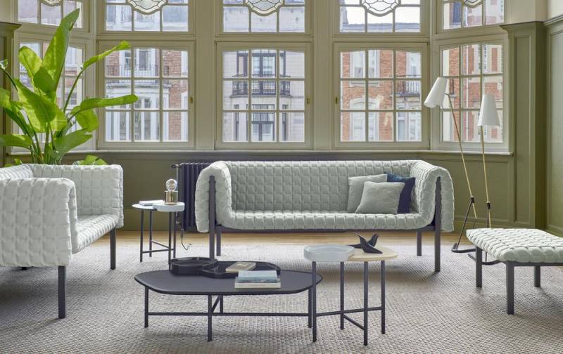 canapé en tissu 2 places RUCHE ligne roset  sur Nîmes ville active à proximité d'Alès 