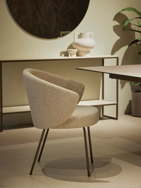 La nouvelle chaise de salle à manger Gavi débarque au Showroom443 de Nîmes
