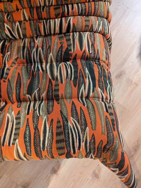 La chauffeuse TOGO de la marque Ligne roset se refait une beauté à Nîmes