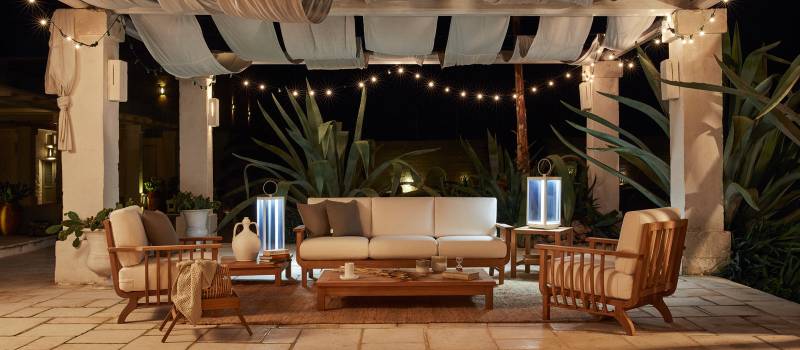 Salon de jardin design pour votre un extérieur moderne dans votre Showroom443 de Nîmes