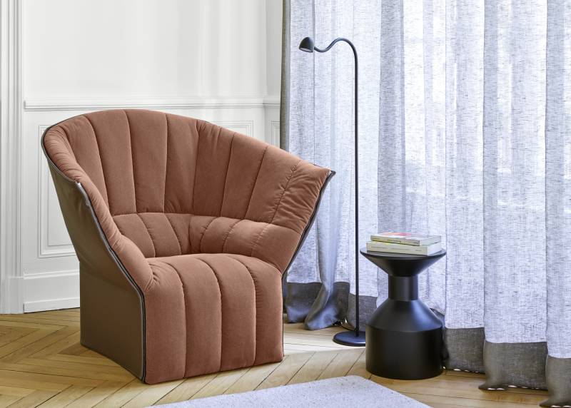 Fauteuil de salon moderne Moël de Ligne roset chez Showroom443 à Nîmes