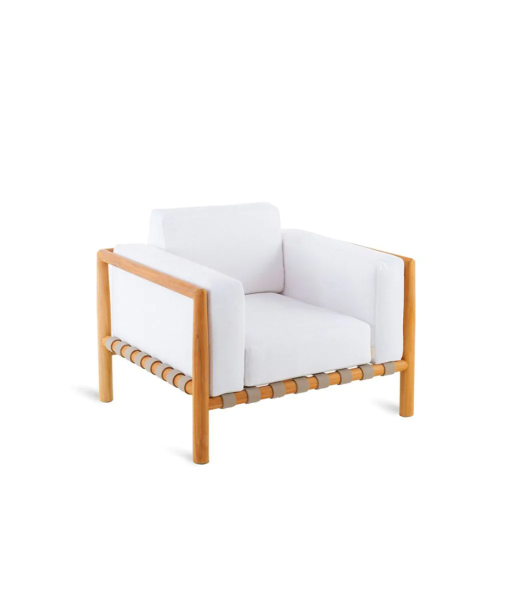 Fauteuil de jardin en bois pour décorer votre extérieur chez Showroom443 à Nîmes