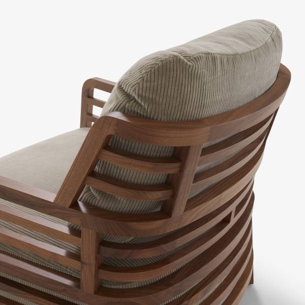 Fauteuil de salon confortable FLAX Ligne roset à Nîmes chez Showroom443