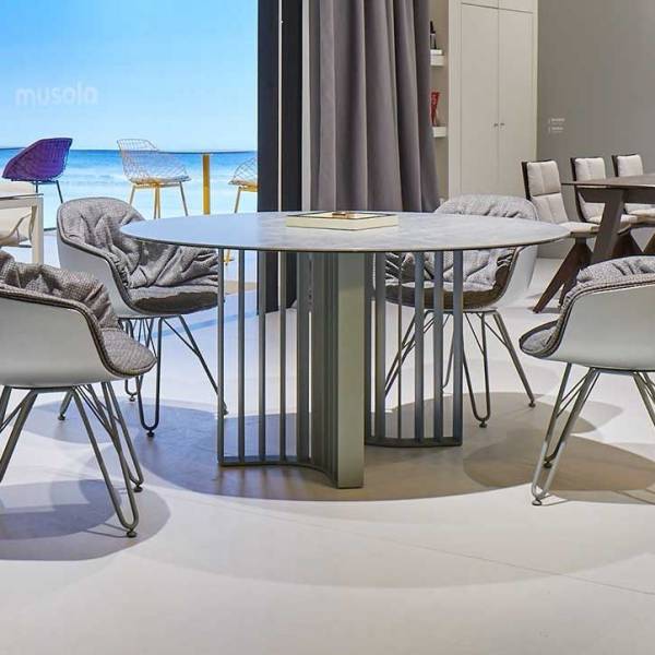 Table céramique Joplin grise à Nîmes proche de Montpellier