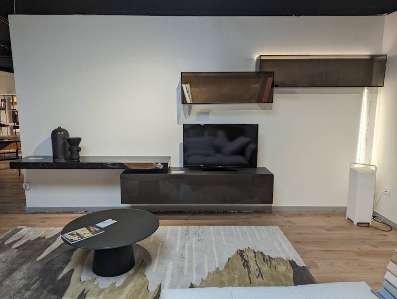 Votre meuble design LAGO sur mesure est disponible au Showroom443 de Nîmes