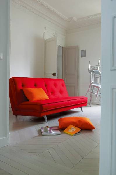 canapé lit design nomade express chez Showroom443 à Nîmes dans le Gard