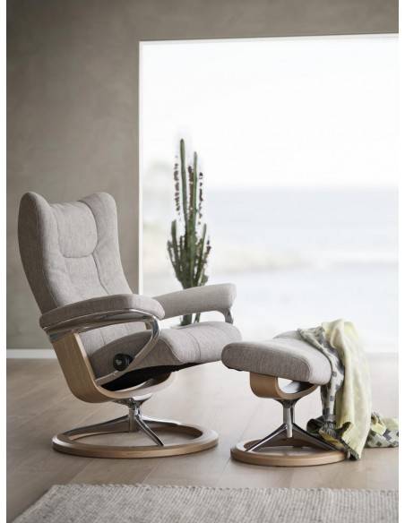 fauteuil relax en tissu gris stressless signature disponible chez Showroom443 à Nîmes proche de Montpellier